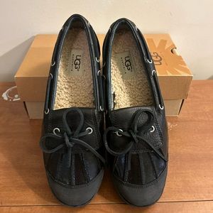 Ugg black boat shoes flats Ashdale size women’s 8.5 NIB